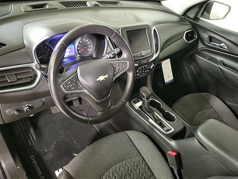Used 2022 Chevrolet Equinox LT image 12