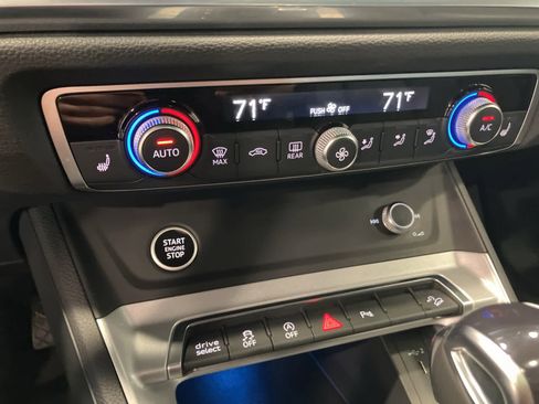 Used 2022 Audi Q3 2.0T Premium Plus image 23