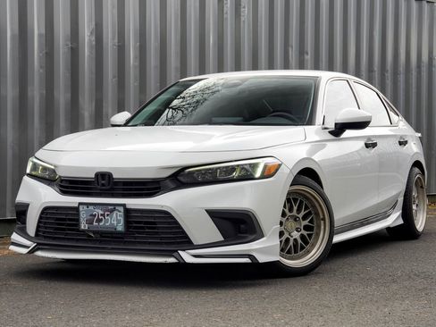 Used 2022 Honda Civic LX image 1