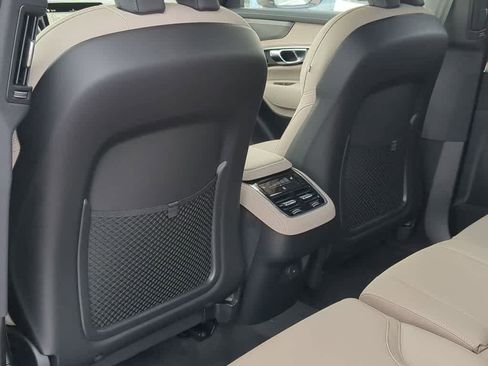 New 2026 Volvo XC90 B6 Plus w/ Protection Package Premier image 17
