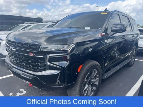 Used 2024 Chevrolet Tahoe Z71 w/ Luxury Package image 2