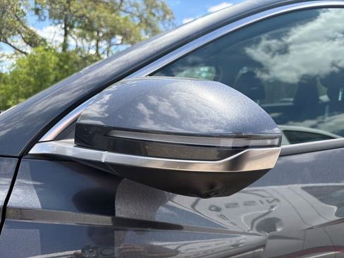 Used 2024 Hyundai Tucson Limited FWD image 11