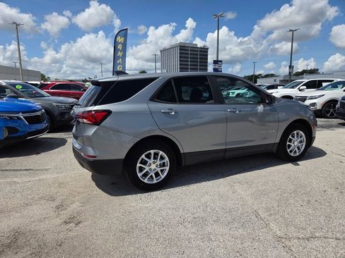 Used 2024 Chevrolet Equinox LS w/ LS Convenience Package FWD image 13