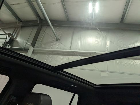 Used 2021 Chevrolet Tahoe High Country image 30