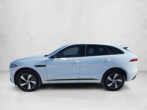 Certified 2025 Jaguar F-PACE R-Dynamic S image 8