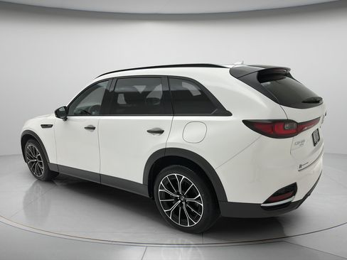 Used 2025 MAZDA CX-70 Plug-In Hybrid w/ Premium Plus AWD/4WD image 4