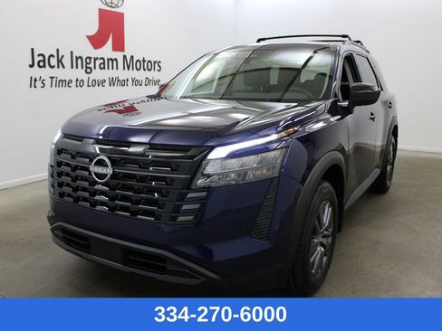 New 2026 Nissan Pathfinder SV image 1