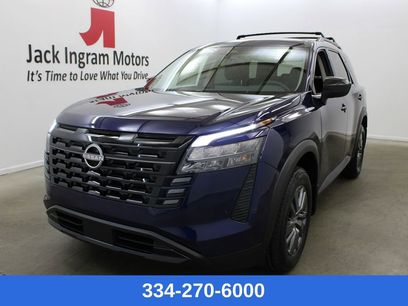 New 2026 Nissan Pathfinder SV