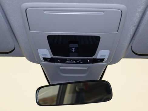 Used 2025 Honda CR-V EX image 23