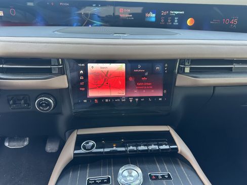 New 2026 Lincoln Navigator L Black Label AWD/4WD image 17