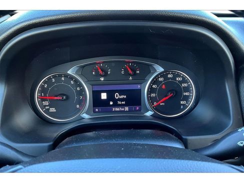 Used 2020 GMC Acadia AT4 image 12