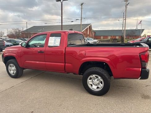 Used 2023 Toyota Tacoma SR image 6