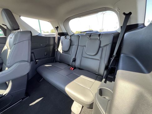 New 2025 Ford Explorer Active w/ Active Comfort Package image 44