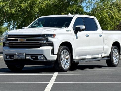 Used 2019 Chevrolet Silverado 1500 High Country w/ Technology Package image 9