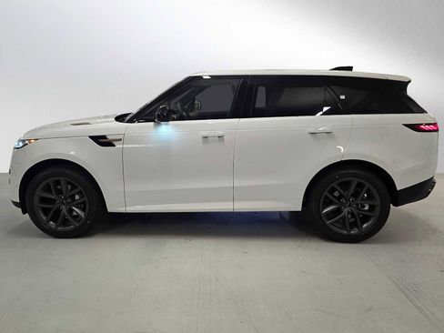 New 2026 Land Rover Range Rover Sport SE image 2