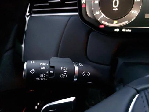 New 2025 Land Rover Range Rover Sport image 17