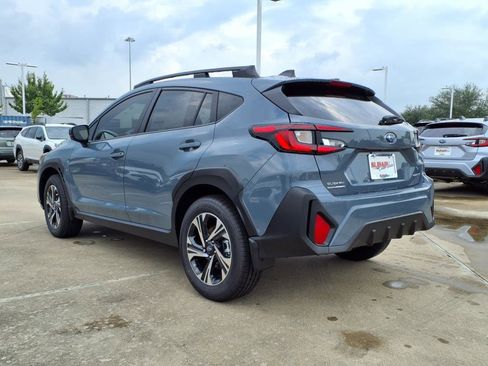 New 2025 Subaru Crosstrek 2.0i Premium image 2