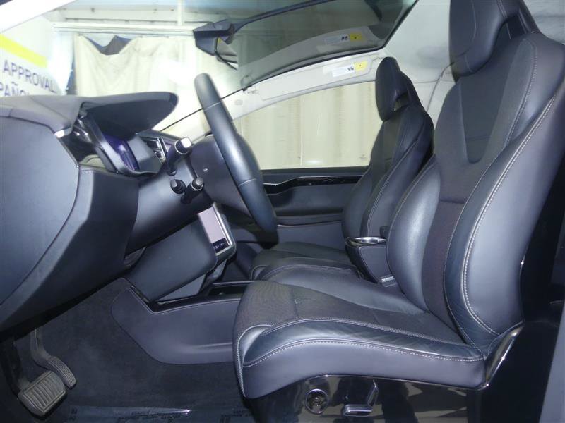 Used 2016 Tesla Model X 75D AWD/4WD image 22