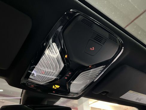 Used 2019 BMW 330i xDrive Sedan w/ Premium Package image 30