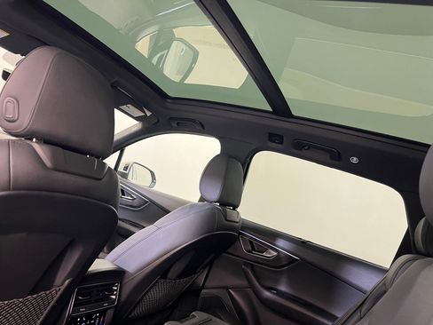 Used 2022 Audi Q7 2.0T Premium Plus w/ Premium Plus Package image 32