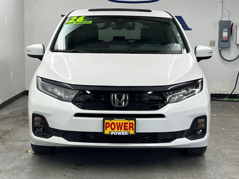 New 2026 Honda Odyssey Touring image 8