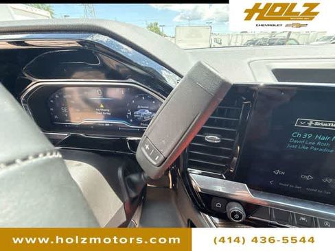 Certified 2025 Chevrolet Silverado 1500 LT AWD/4WD image 16