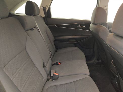 Used 2019 Kia Sorento AWD w/ Option Group 020 image 19