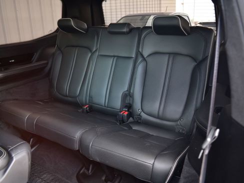 Used 2022 Jeep Grand Wagoneer Series II w/ Premium Group II image 34