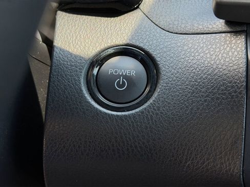 Used 2026 Toyota Camry SE FWD image 17