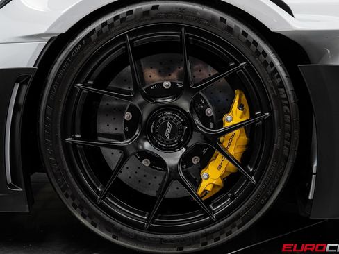 Used 2025 Porsche 911 GT3 RS RWD image 24