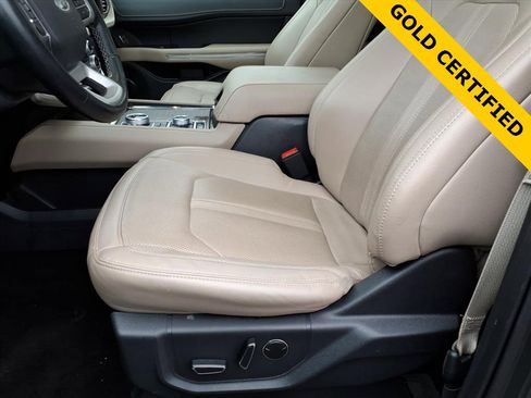Used 2023 Ford Expedition Max Limited image 16