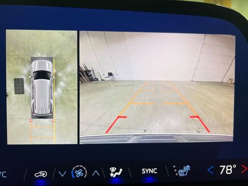 Certified 2025 Chevrolet Tahoe LT image 26