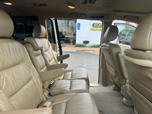 Used 2010 Honda Odyssey Touring image 10