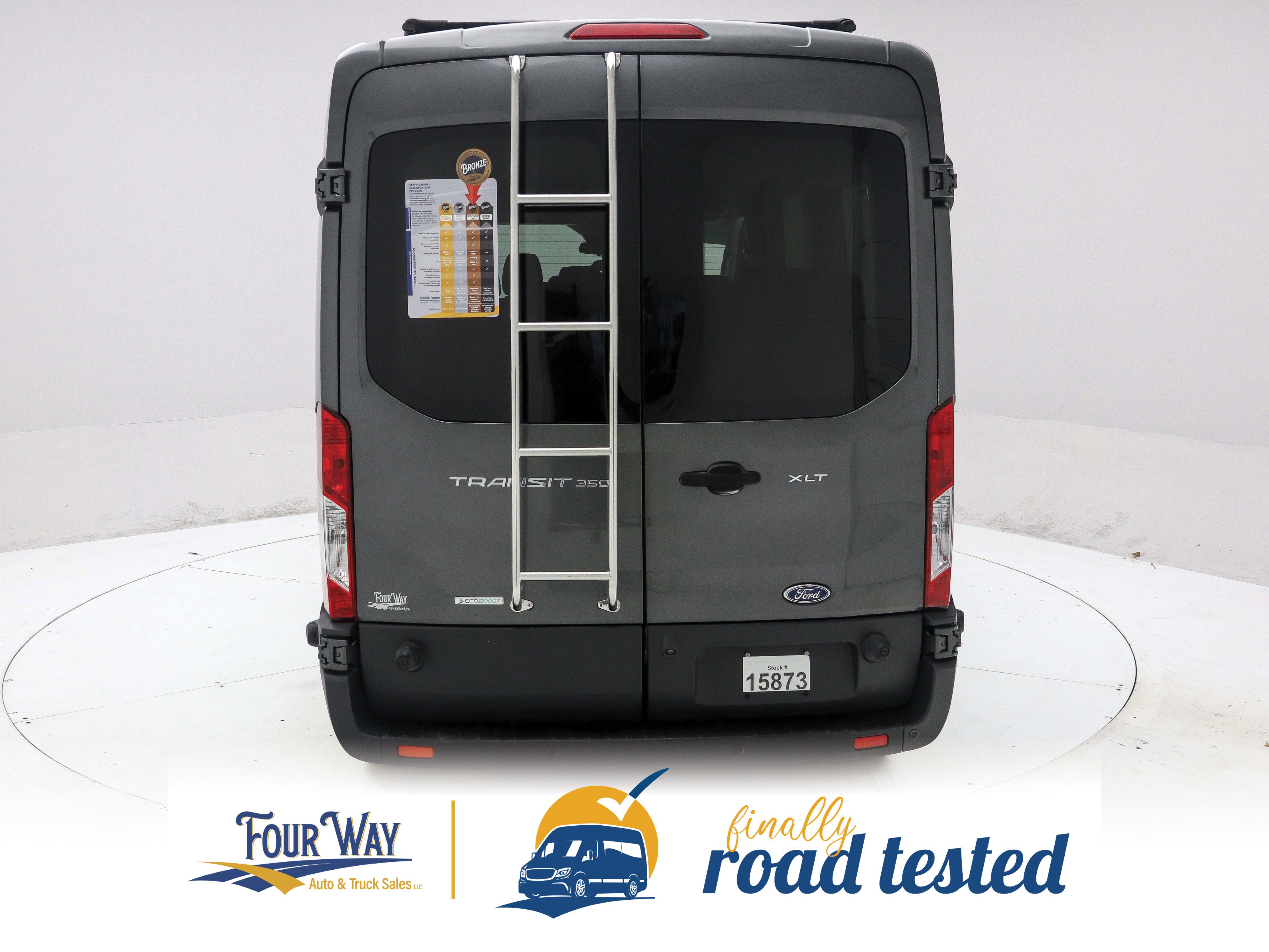Used 2016 Ford Transit 350 XLT RWD image 5