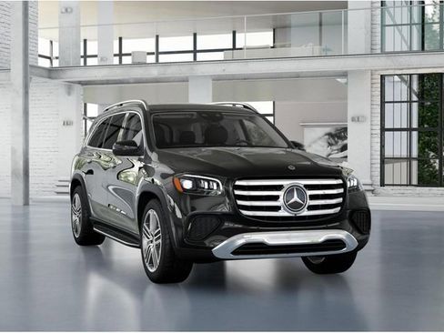 Certified 2026 Mercedes-Benz GLS 450 4MATIC image 9