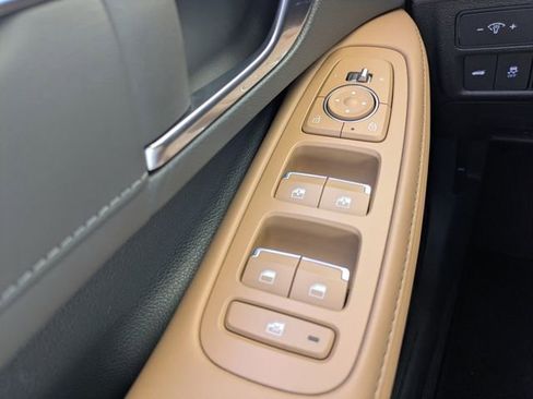 Used 2023 Hyundai Sonata Limited FWD image 30