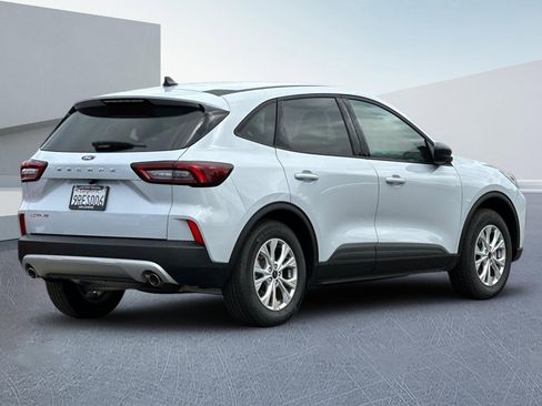 Used 2025 Ford Escape Active image 4