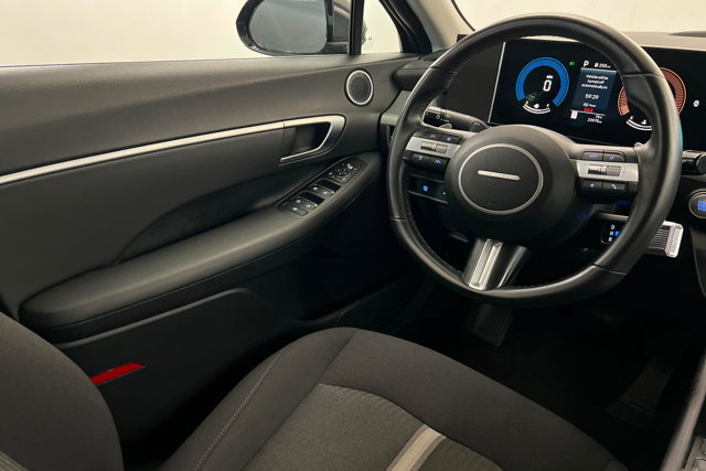 Used 2026 Hyundai Sonata SEL FWD image 12