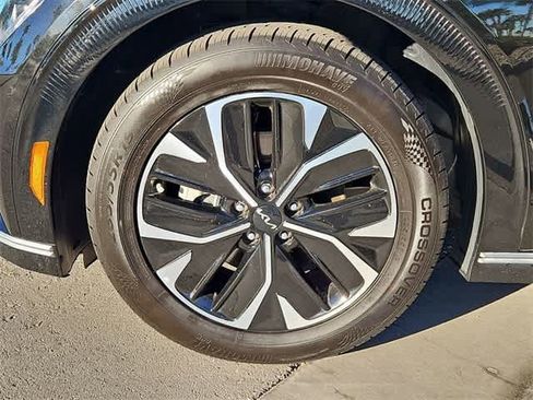 Used 2023 Kia EV6 Wind image 13