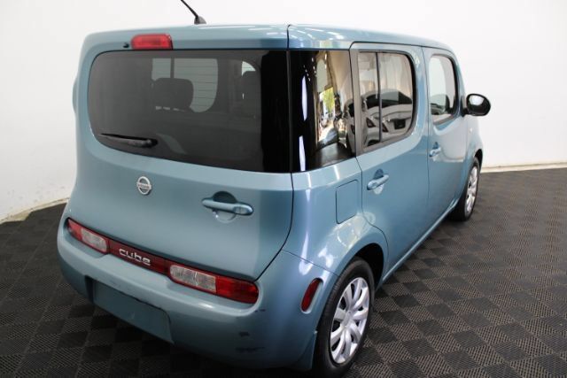 Used 2009 Nissan Cube 1.8 S w/ Interior Designer Pkg FWD image 6