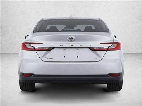 Used 2025 Toyota Camry LE w/ Convenience Package FWD image 6