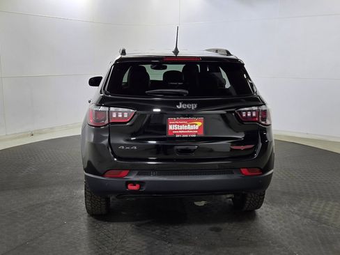 Used 2024 Jeep Compass Trailhawk image 6
