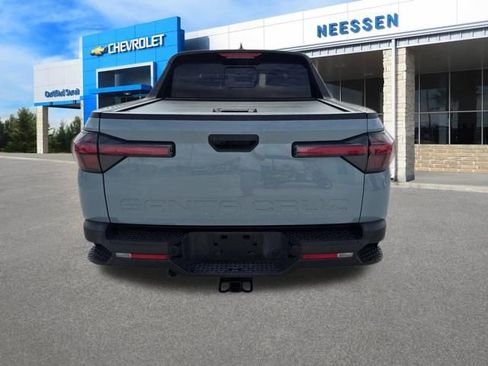 Used 2022 Hyundai Santa Cruz SEL w/ Activity Package FWD image 4