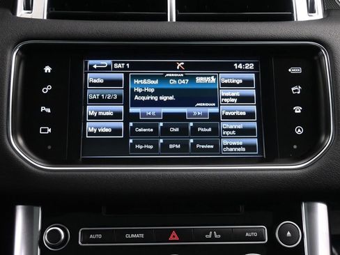 Used 2016 Land Rover Range Rover Sport HSE image 34