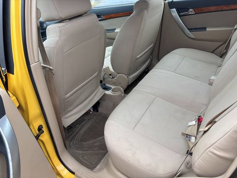 Used 2009 Chevrolet Aveo5 LT w/ Power and Convenience Package FWD image 7