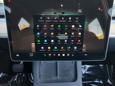 Used 2023 Tesla Model Y Long Range image 20