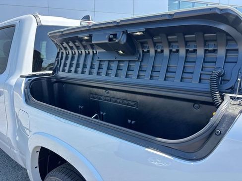 New 2026 RAM 1500 4x4 Crew Cab image 5