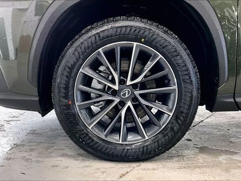 New 2026 Lexus NX 350h 350h Premium image 12