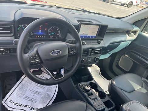 Used 2024 Ford Maverick Lariat w/ Black Appearance Package image 10