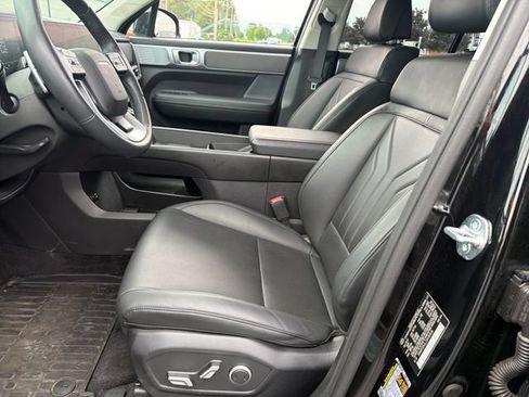 Used 2025 Hyundai Santa Fe SEL AWD/4WD image 10